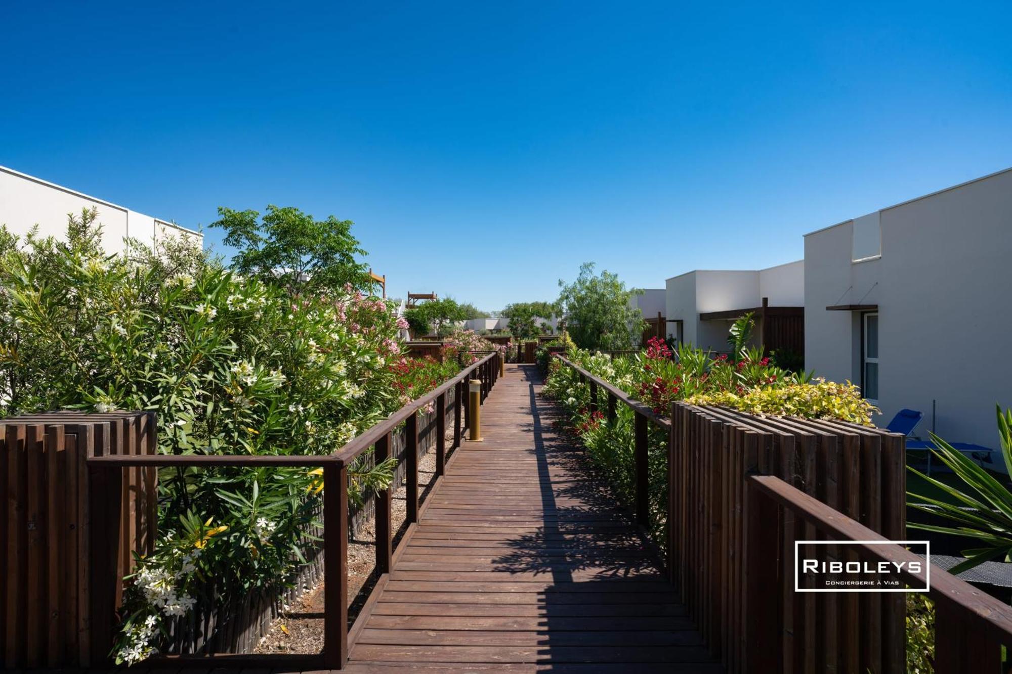 Marina Lodge - Superbe T3 à 400m de la plage de Farinette Vias Exterior foto